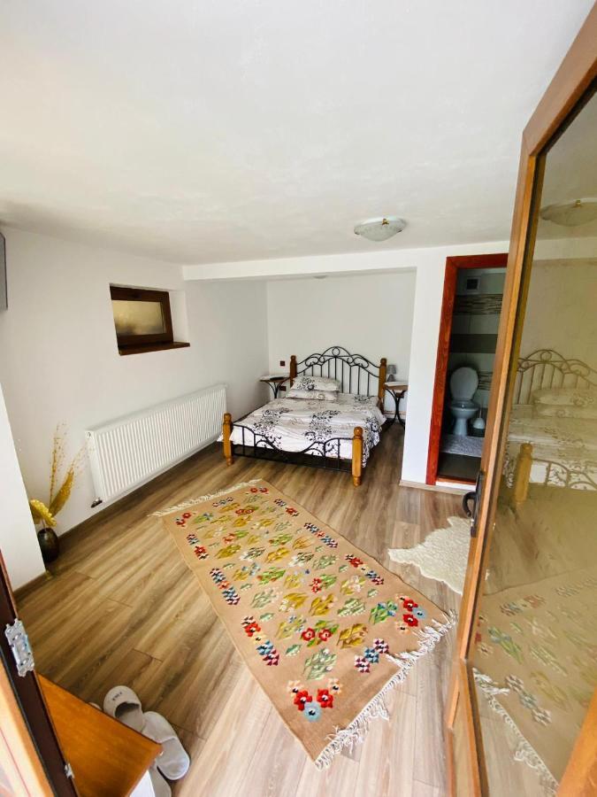 Casa De Vacanta Motata Novaci-Străini Zewnętrze zdjęcie